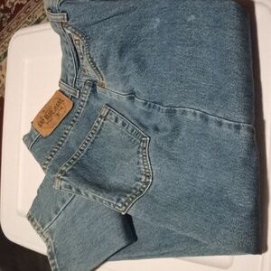 Gap blue jeans 4 long women's, minor stain (Can220)